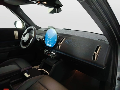 10 - MINI Countryman Cascioli Group