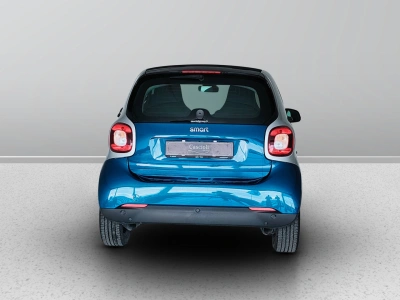 4 - smart fortwo Cascioli Group