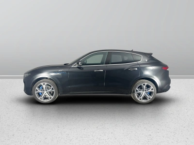 6 - Maserati Levante Cascioli Group