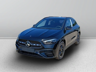 1 - Mercedes-Benz GLA Cascioli Group