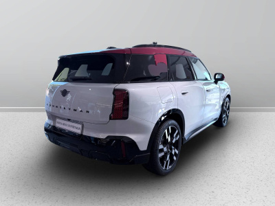 7 - MINI Countryman Cascioli Group