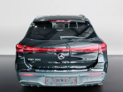 3 - Mercedes-Benz EQA Cascioli Group