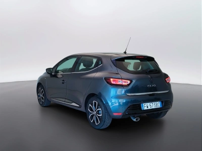 7 - Renault Clio Cascioli Group