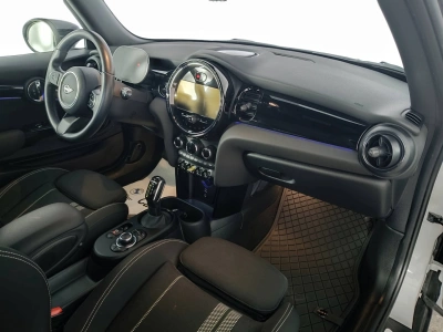 10 - MINI Cooper Cascioli Group
