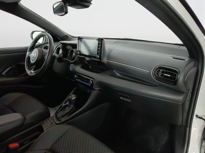 10 - Toyota Yaris Cascioli Group