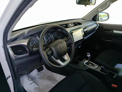 8 - Toyota Hilux Cascioli Group