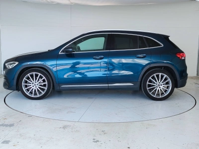 8 - Mercedes-Benz GLA Cascioli Group