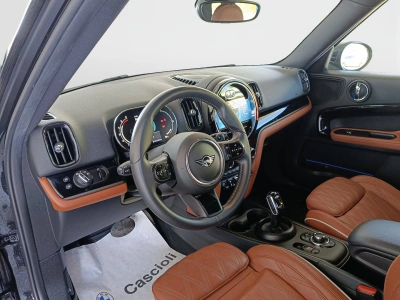 7 - MINI Countryman Cascioli Group