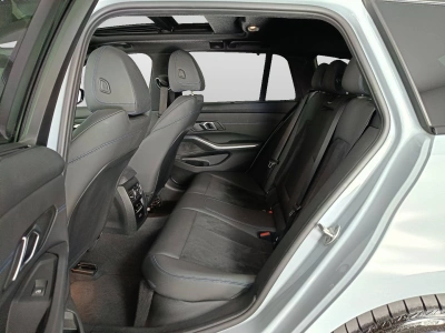 9 - BMW Serie 3 Cascioli Group