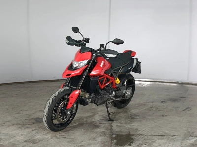 4 - Ducati Hypermotard Cascioli Group