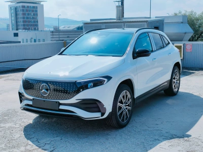 1 - Mercedes-Benz EQA Cascioli Group