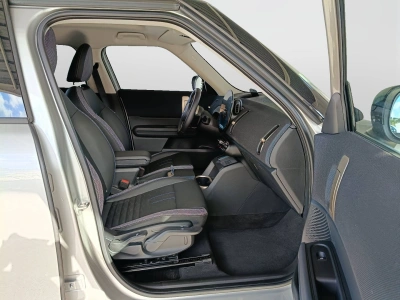 10 - MINI Countryman Cascioli Group