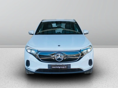 2 - Mercedes-Benz EQA Cascioli Group