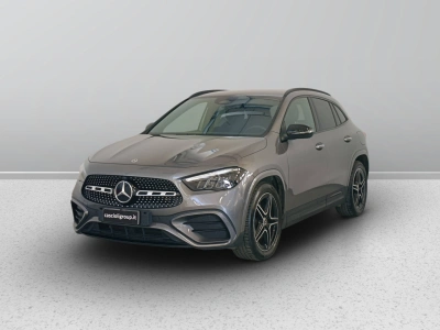 1 - Mercedes-Benz GLA Cascioli Group