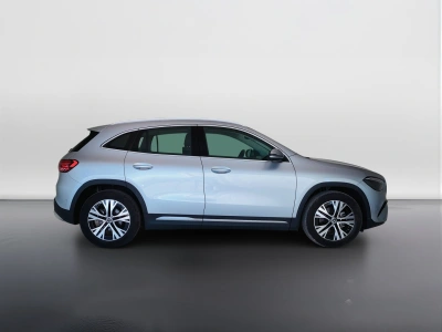 4 - Mercedes-Benz GLA Cascioli Group