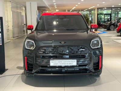 2 - MINI Countryman Cascioli Group