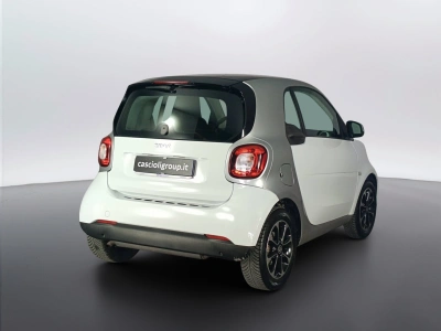 4 - smart fortwo Cascioli Group