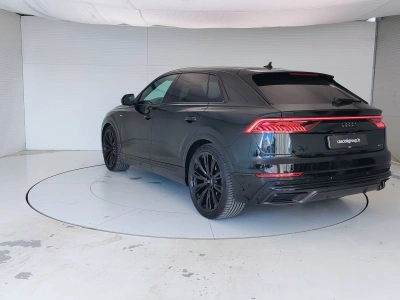 7 - Audi Q8 Cascioli Group