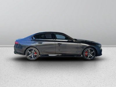 6 - BMW Serie 5 Cascioli Group