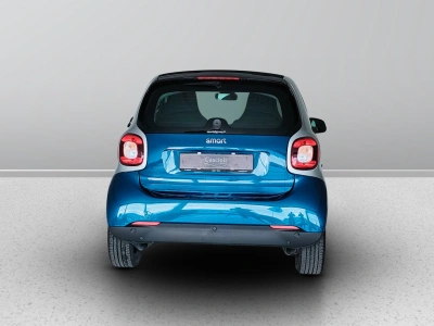 4 - smart fortwo Cascioli Group