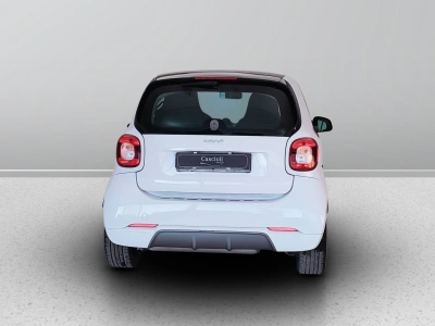 4 - smart fortwo Cascioli Group
