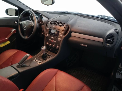 10 - Mercedes-Benz SLK Cascioli Group