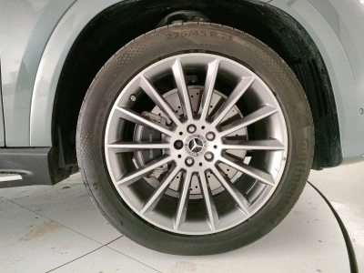 8 - Mercedes-Benz GLE Cascioli Group