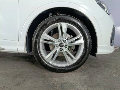 7 - Audi Q3 Cascioli Group