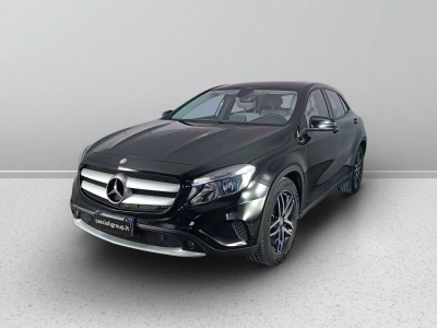 1 - Mercedes-Benz GLA Cascioli Group
