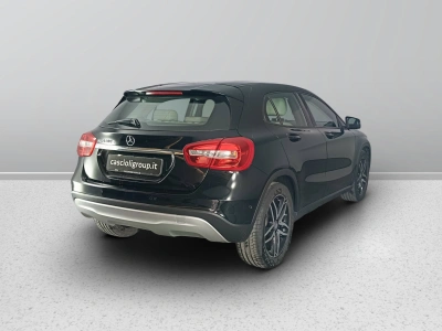 5 - Mercedes-Benz GLA Cascioli Group