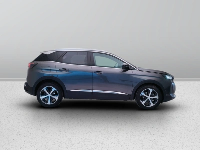 7 - Peugeot 3008 Cascioli Group