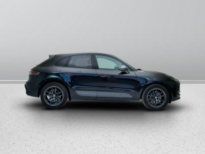 7 - Porsche Macan Cascioli Group