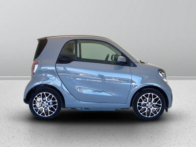 7 - smart fortwo Cascioli Group