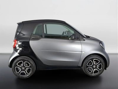 3 - smart fortwo Cascioli Group