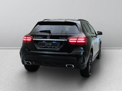 6 - Mercedes-Benz GLA Cascioli Group