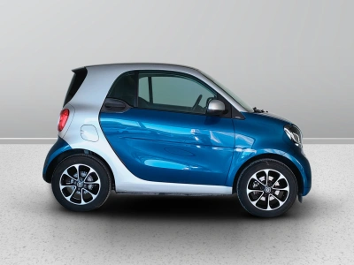 7 - smart fortwo Cascioli Group
