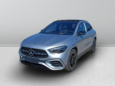 1 - Mercedes-Benz GLA Cascioli Group
