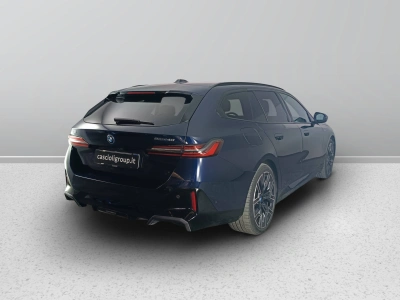 5 - BMW i5 Cascioli Group