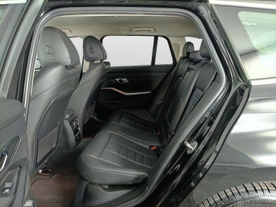 9 - BMW Serie 3 Cascioli Group