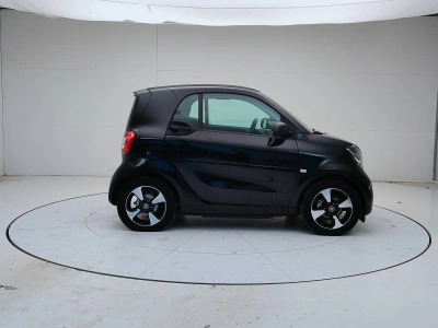 7 - smart fortwo Cascioli Group