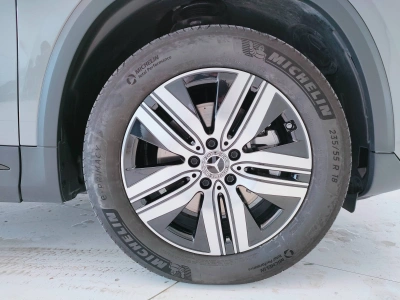 8 - Mercedes-Benz EQA Cascioli Group