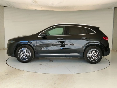 3 - Mercedes-Benz EQA Cascioli Group