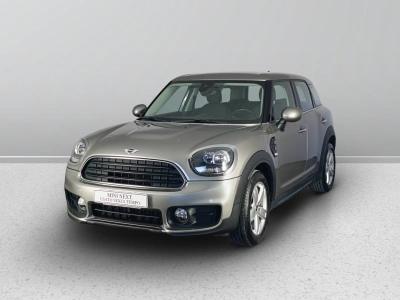 1 - MINI Countryman Cascioli Group