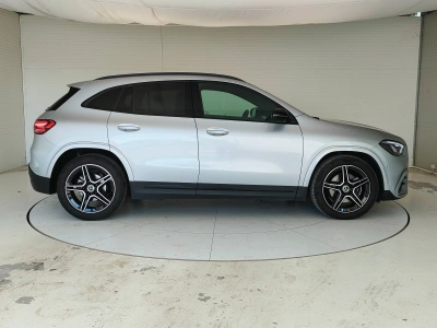 4 - Mercedes-Benz GLA Cascioli Group
