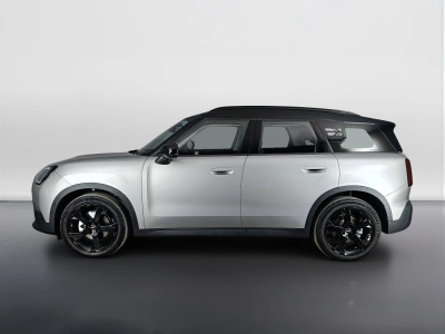 6 - MINI Countryman Cascioli Group