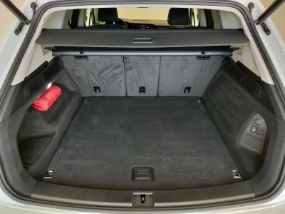 5 - Volkswagen Touareg Cascioli Group