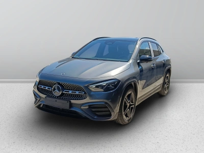 1 - Mercedes-Benz GLA Cascioli Group