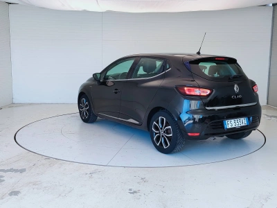 7 - Renault Clio Cascioli Group