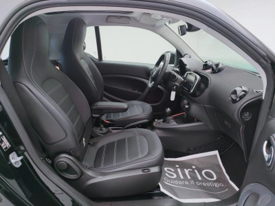 9 - smart fortwo Cascioli Group