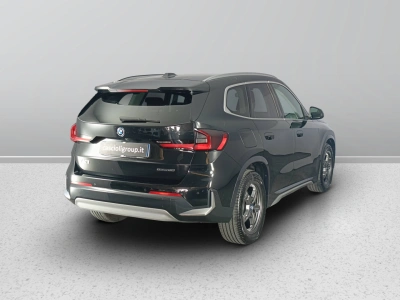 4 - BMW iX1 Cascioli Group